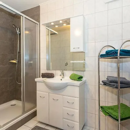 Schoene Viehho Apartment *